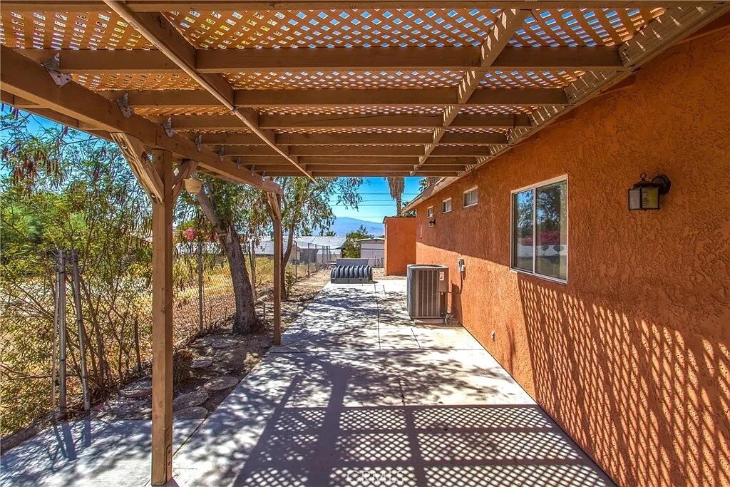 Building Photo - 66569 Acoma Ave