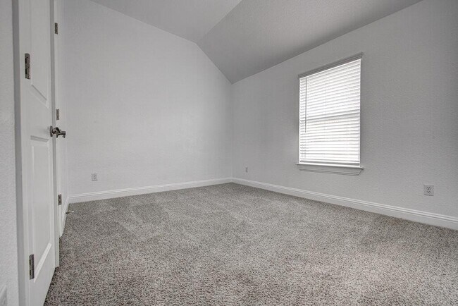 Building Photo - 20908 Akbash Ln