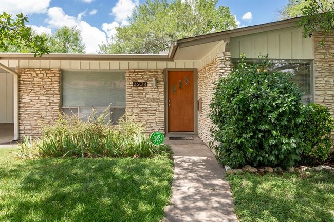 Building Photo - 2604 Rock Terrace Dr