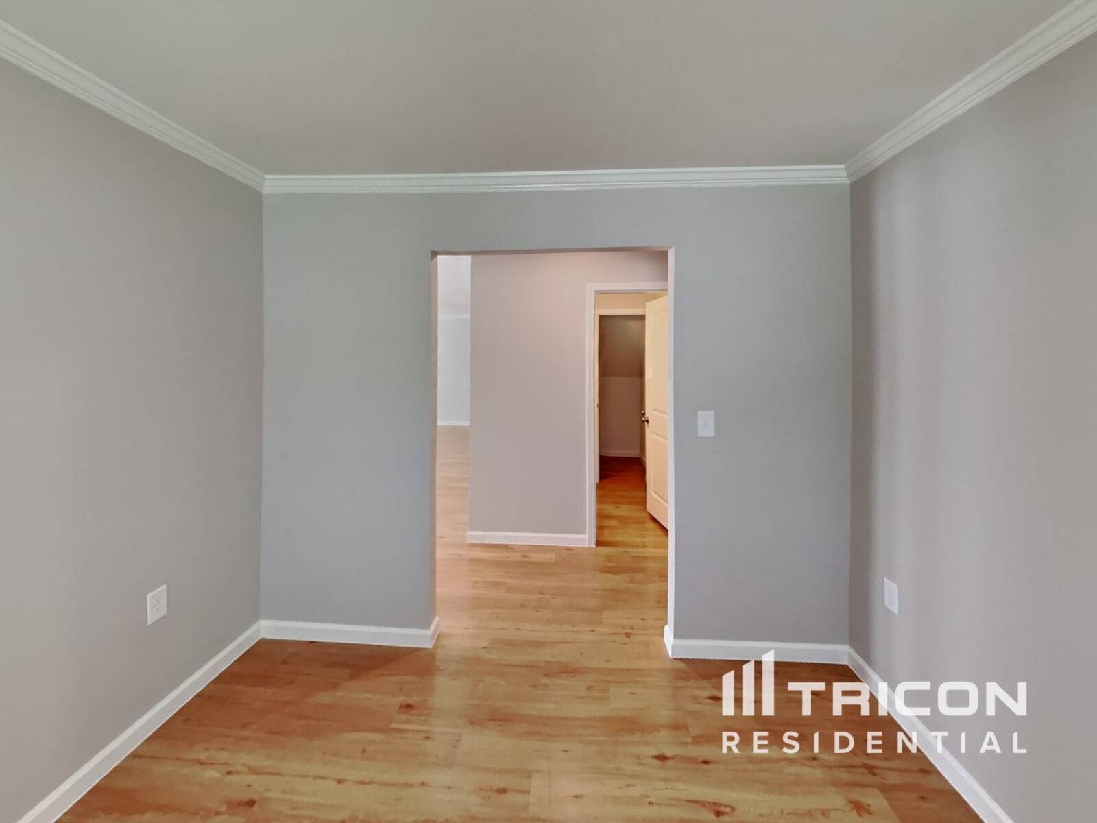 Building Photo - 3007 Stauton Dr