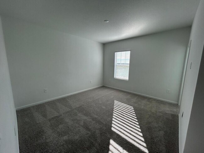 Building Photo - 5840 Meditation Dr