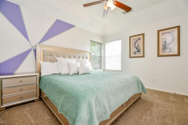 Building Photo - 10303 Sable Trail Ln