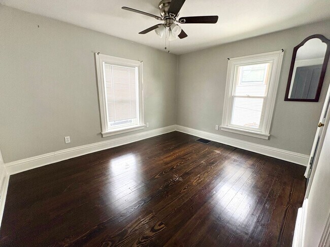 Building Photo - 3 Bedroom House Available in Hershey!