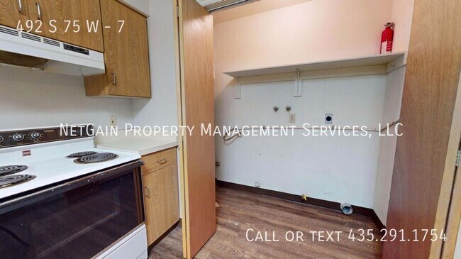 Building Photo - 492 S 75 W