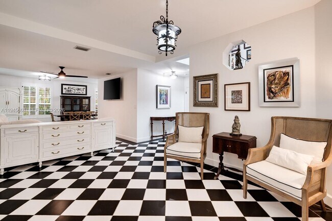 Building Photo - 2952 Peachy St