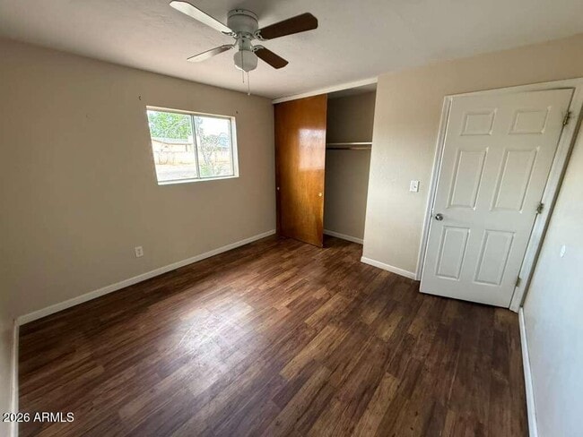 Building Photo - 1955 E 8th St