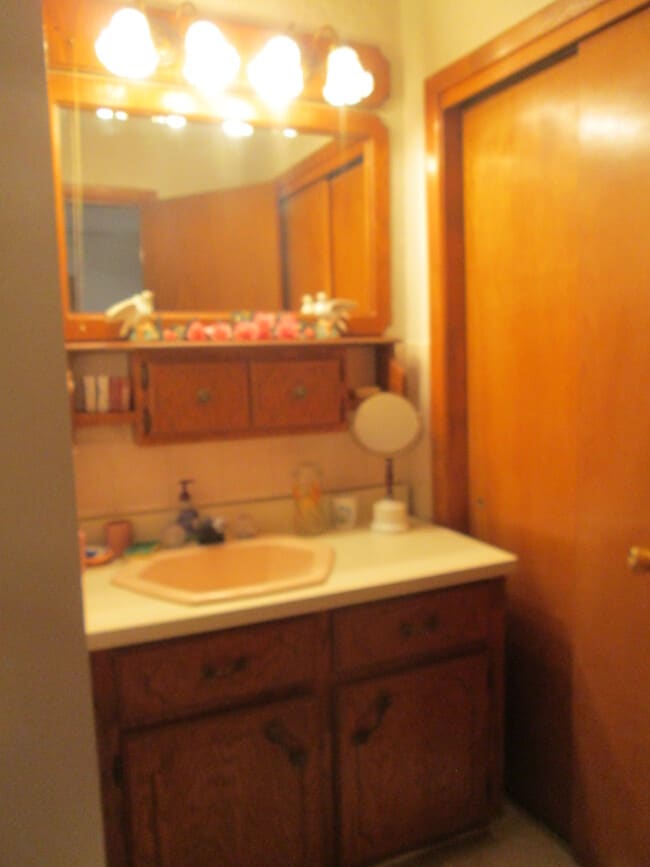 Building Photo - UNM LAW SCHOOL NORTH CAMPUS 3 Bedroom 2 Bath  with Garage