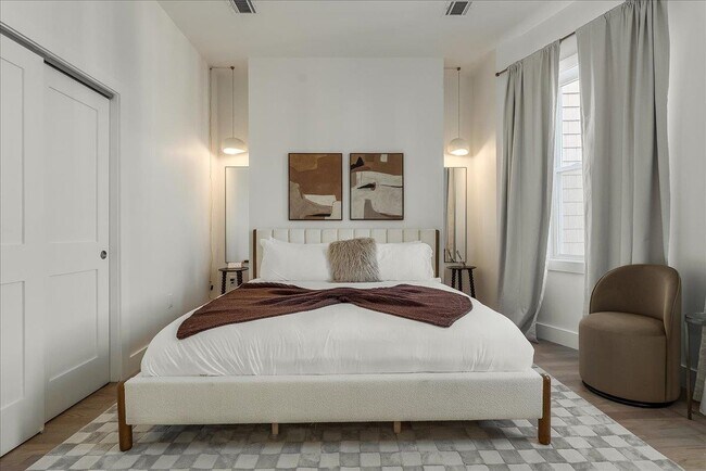 Building Photo - 97-99 Zabriskie St