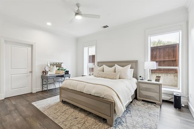 Building Photo - 6605 Bandera Ave