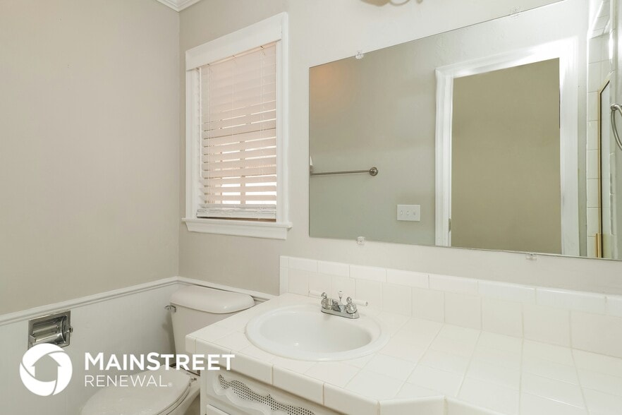 Building Photo - 4065 NW 60th St