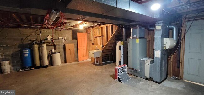 Building Photo - 151 Bollinger Rd