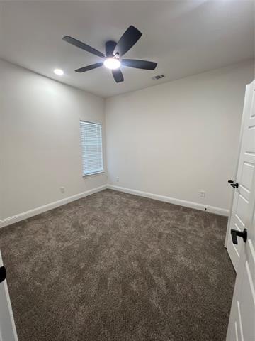 Building Photo - 615 Luxton St