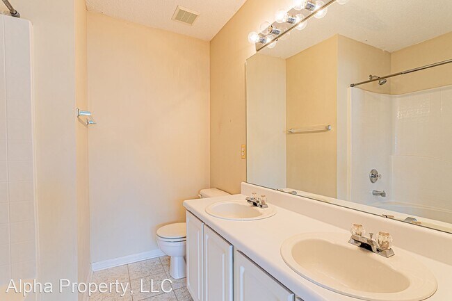 Building Photo - 2 br, 2.5 bath House - 111 Waterford Park Dr