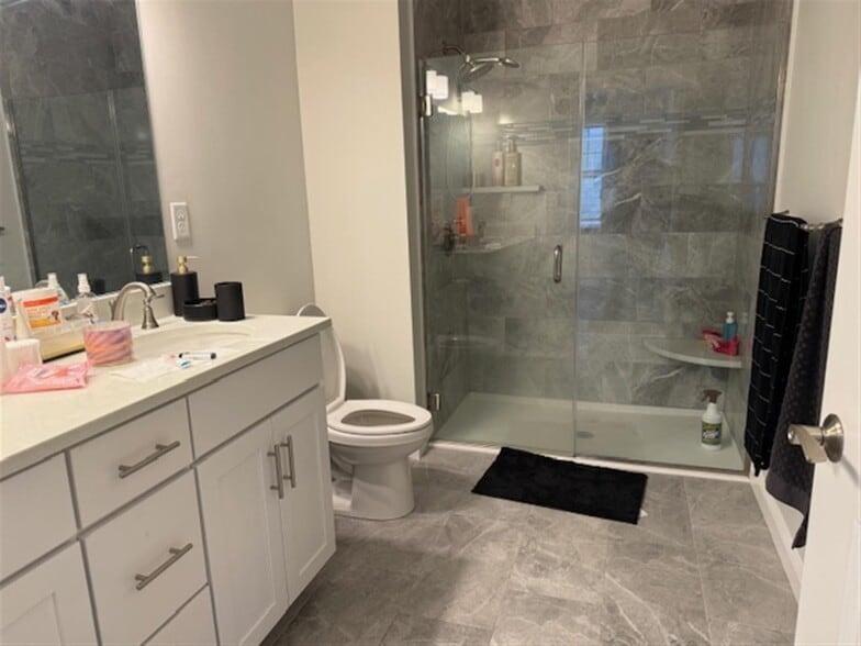 Building Photo - 70 Woodruff Ave