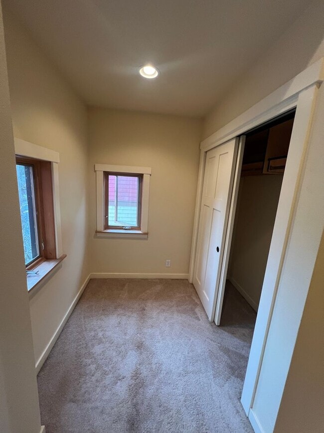 Building Photo - 2-Bedroom 2-Bathroom Condo at The Farm