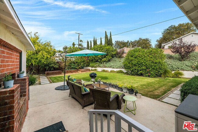 Building Photo - 11889 Tiara St