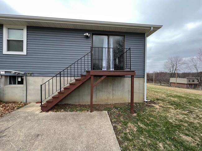 Building Photo - Updated 3-Bedroom Home with Garage in a Cul-de-Sac