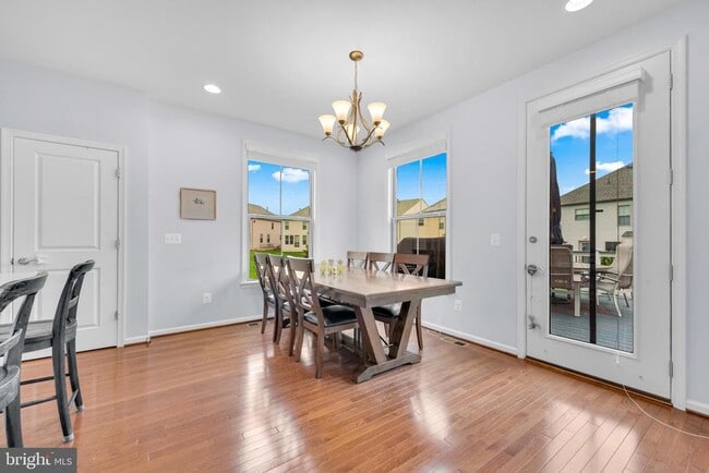 Building Photo - 42530 Oxford Forest Cir