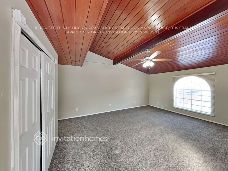 Building Photo - 5801 Grove St S