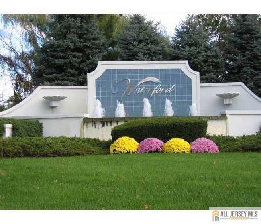 Building Photo - 1123 Waterford Dr