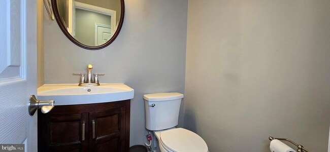 Building Photo - 503 Brummel Ct NW