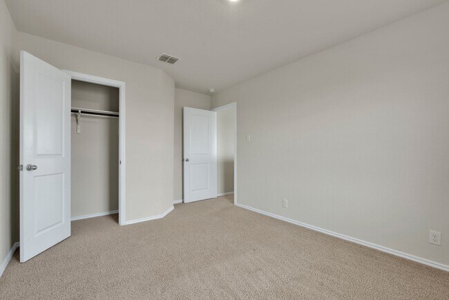 Building Photo - 9570 Ranch Lp