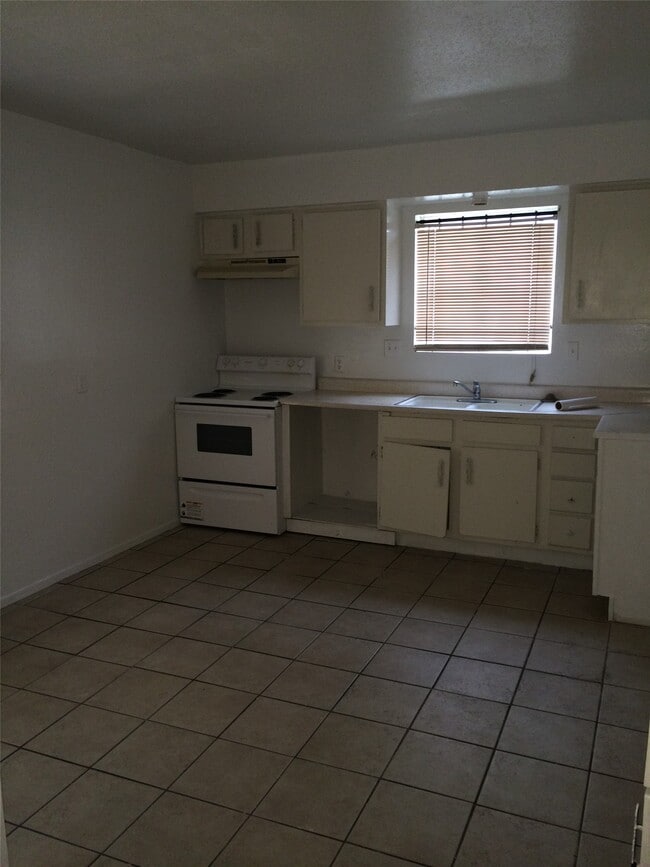 Building Photo - 11830 Mosscrest Dr