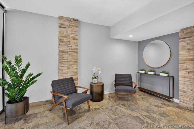 Building Photo - 2300 NE 33rd Ave