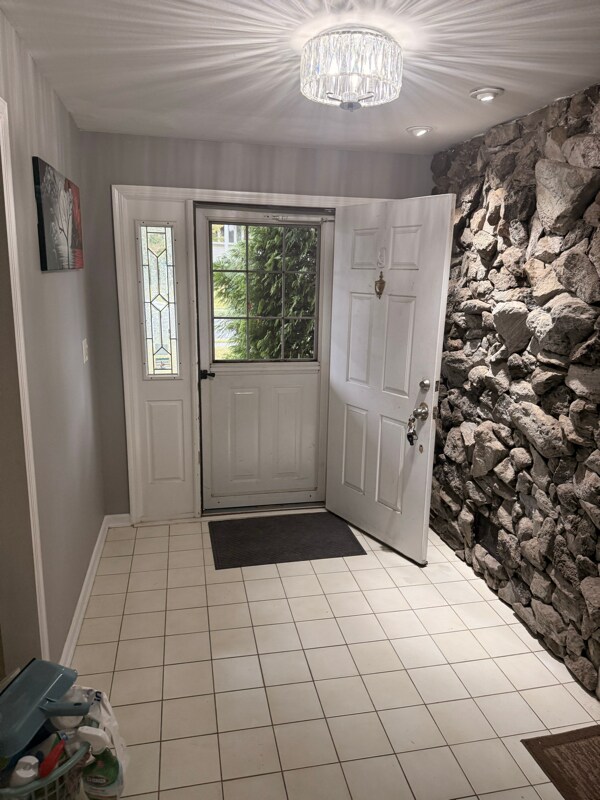 Building Photo - 797 Waksman Pl