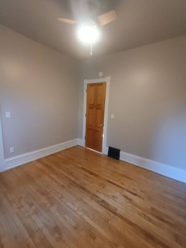 Building Photo - 2035-2037 N Buffum St