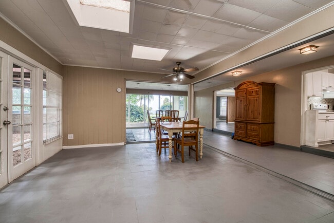 Building Photo - 4111 S Indian River Dr