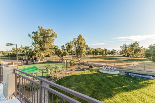 Building Photo - 5821 E Cactus Rd