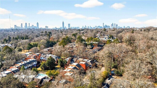 Building Photo - 15 Prescott Walk NE