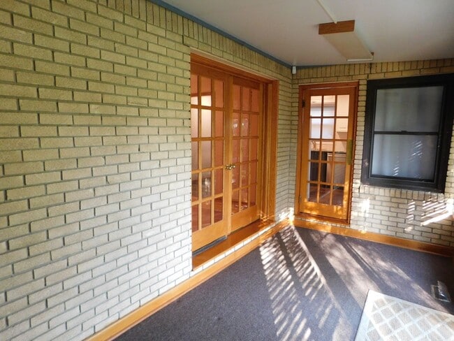 Building Photo - Hard to Find Rural Property North of Towan...