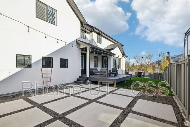 Building Photo - 52 N 400 W