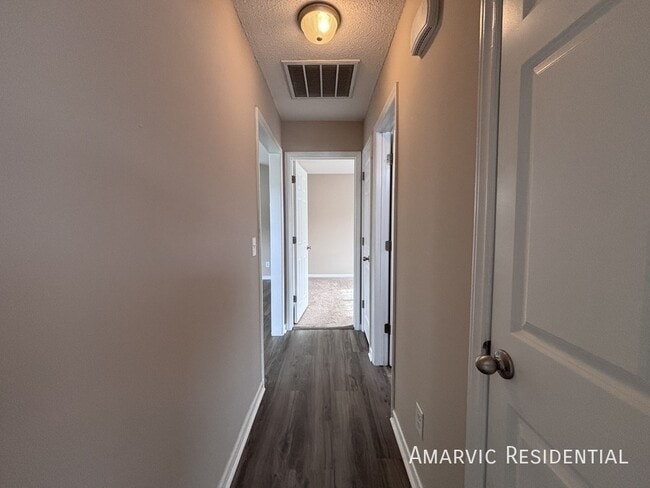 Building Photo - 3701 Ramsey Dr