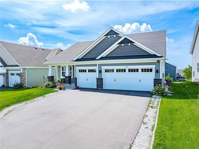 Building Photo - 1430 Nutmeg Cir