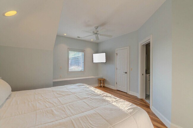 Building Photo - 87 Singleton Beach Rd