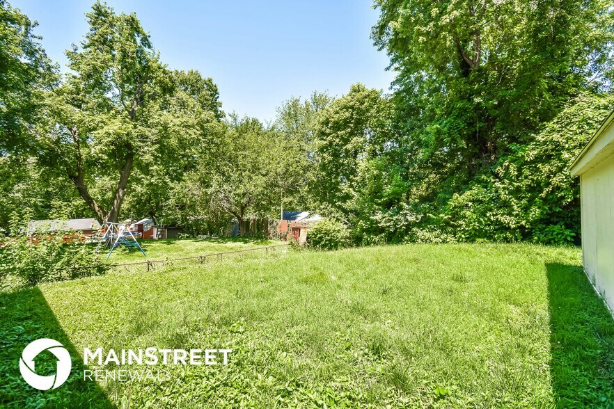 Building Photo - 4809 Granada Dr