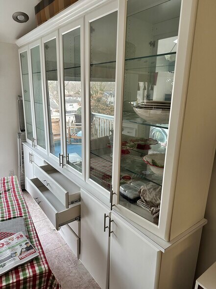 Building Photo - 14 Nagle Ln