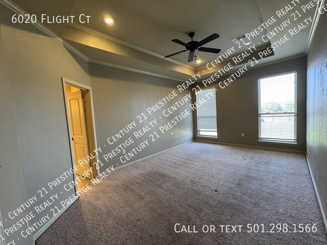 Building Photo - 6020 Flight Ct