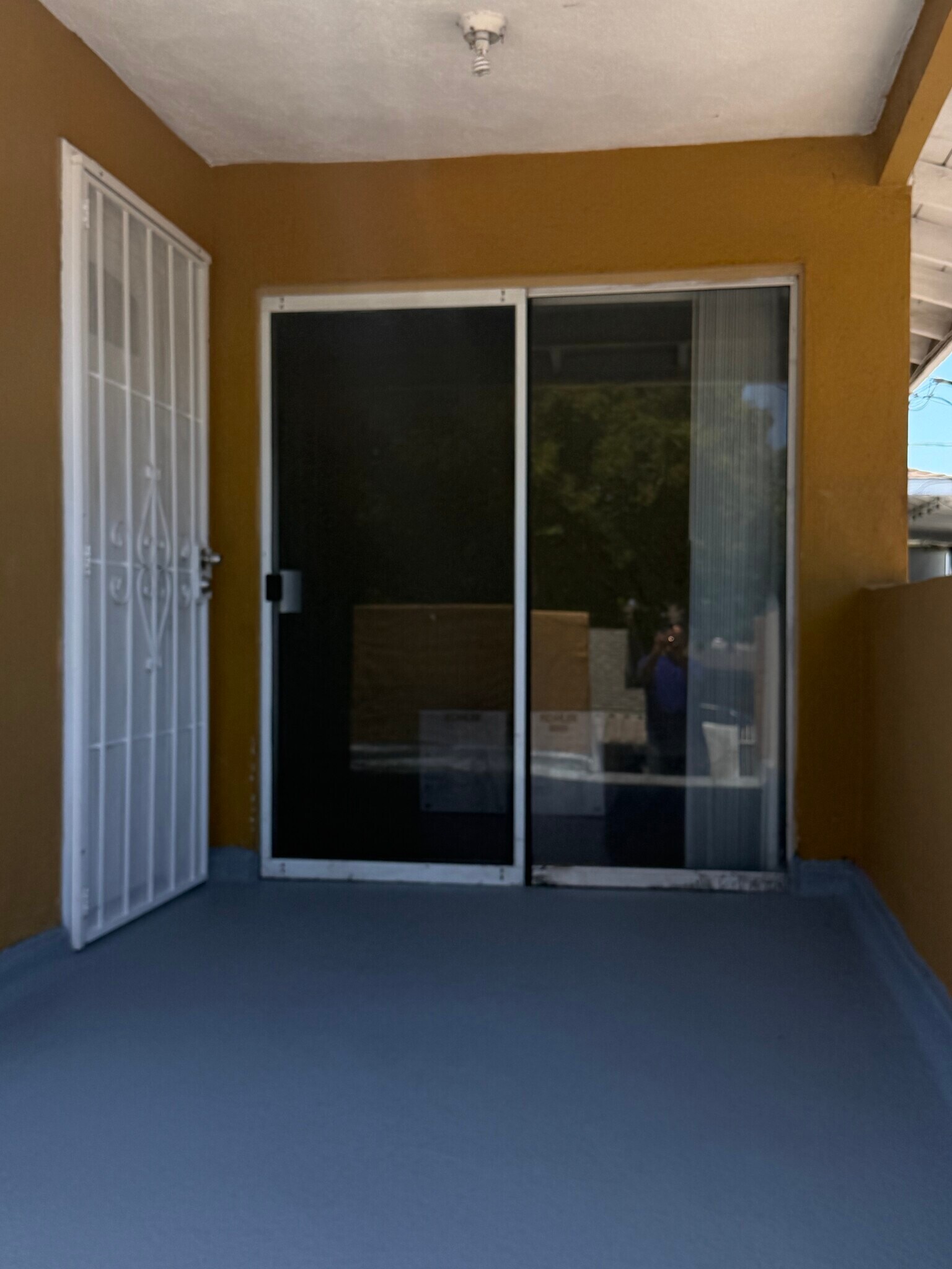 Building Photo - 3412 W Canoga Pl