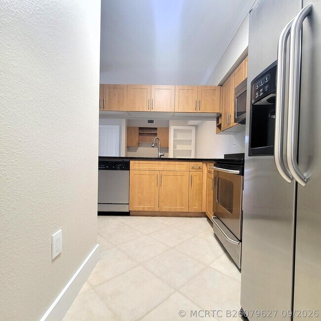 Building Photo - 6418 Emerald Dunes Dr