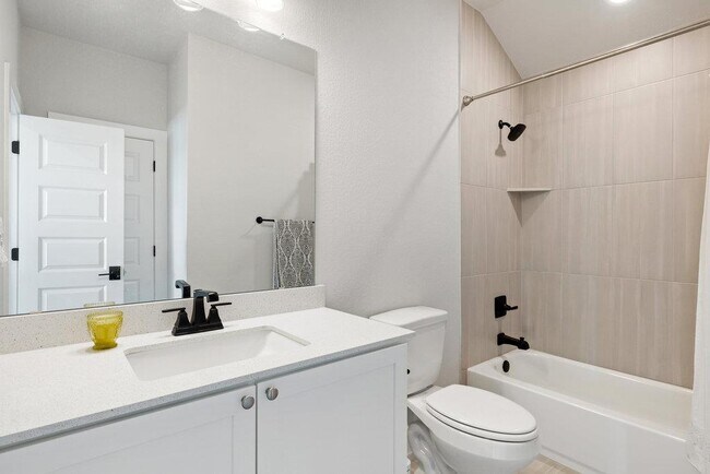 Building Photo - 1005 Sage Thrasher Cir