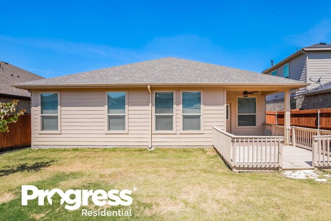 Building Photo - 9132 Golden Hollow Ln