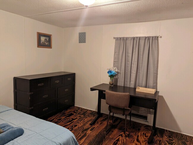 Building Photo - Mountain View Mobile Home Park