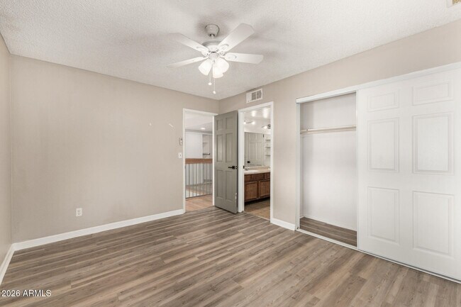 Building Photo - 18653 N 43rd Dr