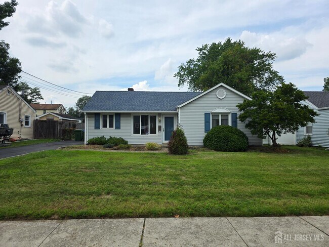 Primary Photo - 37 Dalton Pl