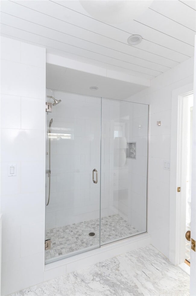 Building Photo - 1005 Surf View Walk
