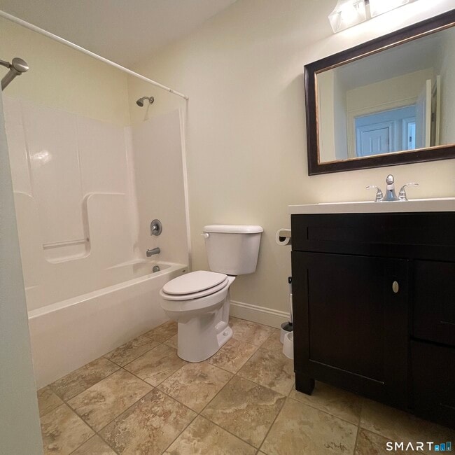 Building Photo - 157 W Main St